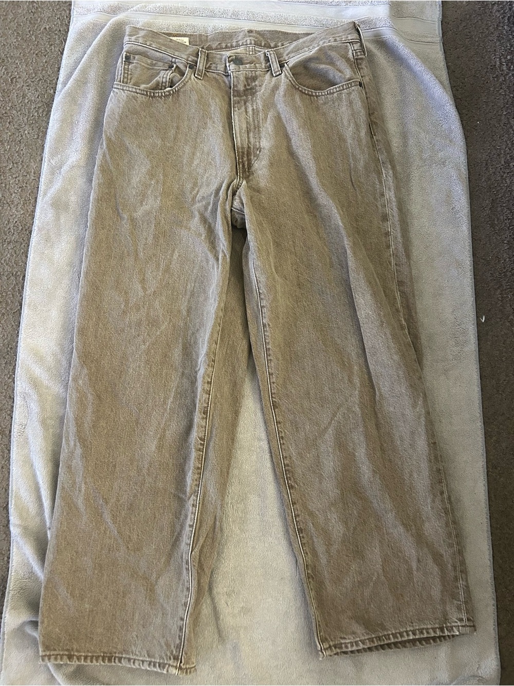 Levi's Premium Straight Jeans in Taupe Wash